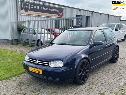 Volkswagen Golf 2.0 Highline AUTOMAAT|19&rdquo; VELGEN|TREKHAAK