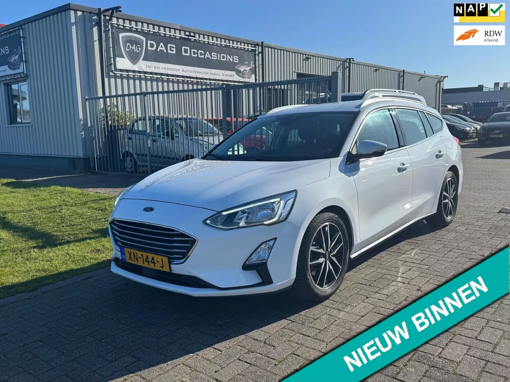 Ford Focus Wagon 1.0 EcoBoost NAV|CRUISE|CARPLAY|TREKHAAK